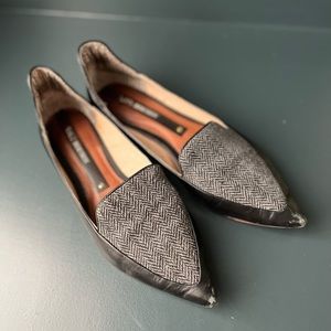 Matt Bernson Verona Flats in Black Leather/Herringbone, Size 38, 7.5